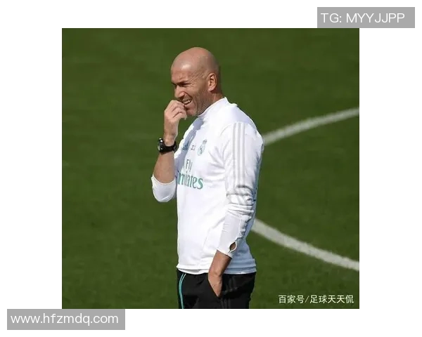 光头男演员与世界足球明星的跨界合作与精彩瞬间回顾